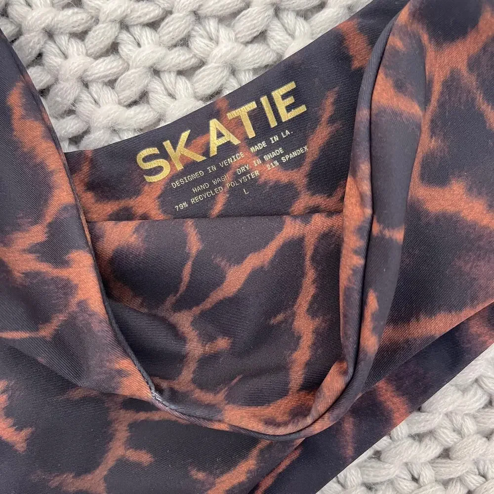 Skatie• ‘Melly’ Bikini Bottom in RAFA Giraffe